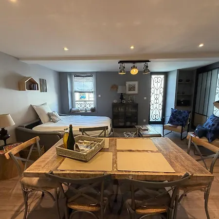 Bois Flotte, Maison De Tres Confortable Et Cosy, 2 Chambres, 1 Sdb, 5 Mn A Pied De La Mer, Tous Commerces Proche Omaha Et Bayeux Parking Gratuit Feriehus Port-en-Bessin-Huppain