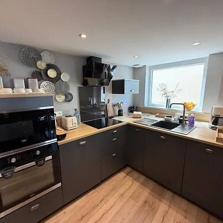 Feriehus Bois Flotte, Maison De Tres Confortable Et Cosy, 2 Chambres, 1 Sdb, 5 Mn A Pied De La Mer, Tous Commerces Proche Omaha Et Bayeux Parking Gratuit *