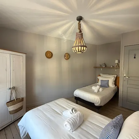 Bois Flotte, Maison De Tres Confortable Et Cosy, 2 Chambres, 1 Sdb, 5 Mn A Pied De La Mer, Tous Commerces Proche Omaha Et Bayeux Parking Gratuit Port-en-Bessin-Huppain