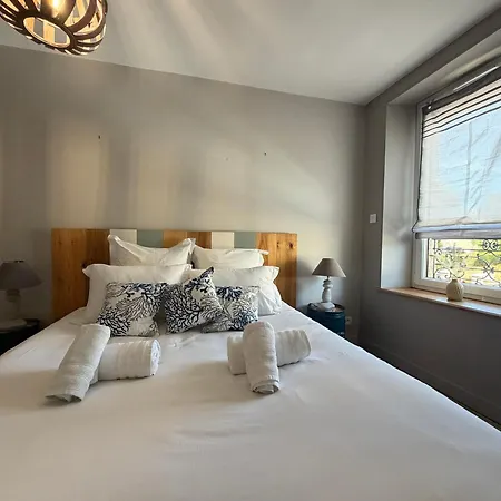 Feriehus Bois Flotte, Maison De Tres Confortable Et Cosy, 2 Chambres, 1 Sdb, 5 Mn A Pied De La Mer, Tous Commerces Proche Omaha Et Bayeux Parking Gratuit *