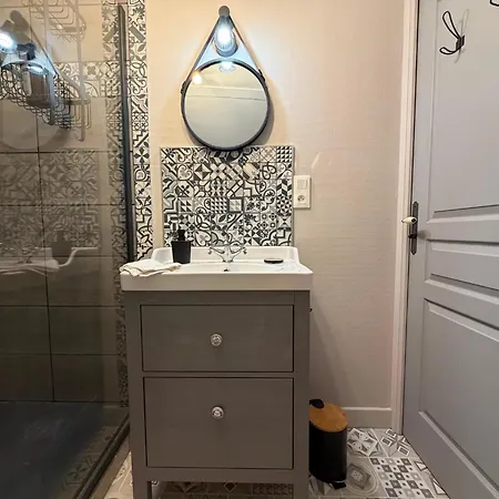 Feriehus Bois Flotte, Maison De Tres Confortable Et Cosy, 2 Chambres, 1 Sdb, 5 Mn A Pied De La Mer, Tous Commerces Proche Omaha Et Bayeux Parking Gratuit Port-en-Bessin-Huppain
